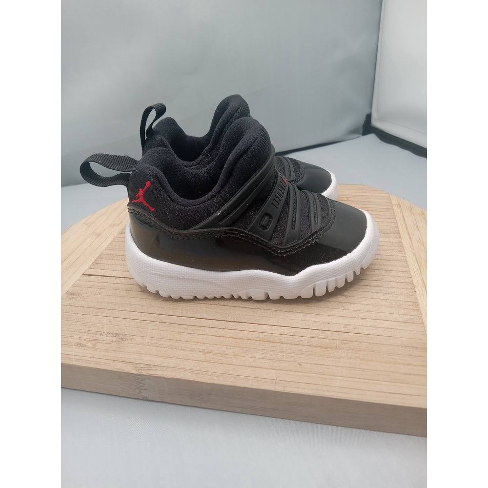 NIKE AIR JORDAN XI 11 Retro little flex size 5c kids black white BQ7101-002